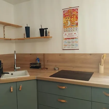 Un Nid Cosy Au Coeur Du Ciel Apartman Charleville-Mézières